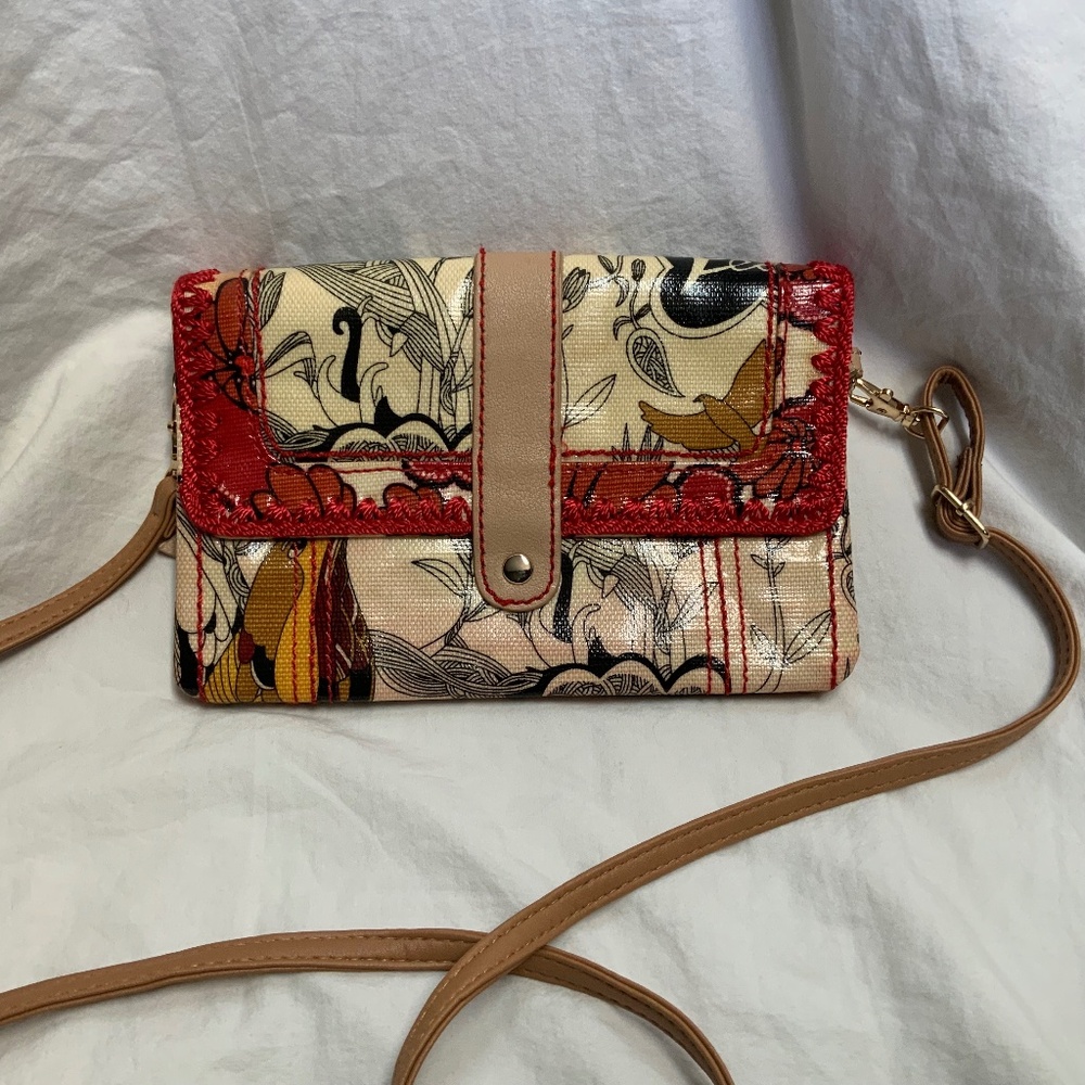 Sakroots Crossbody Wallet Bag